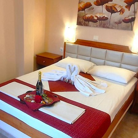 Apartmenthotel Sithon Σάρτη Εξωτερικό φωτογραφία